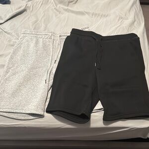 Bundle of shorts